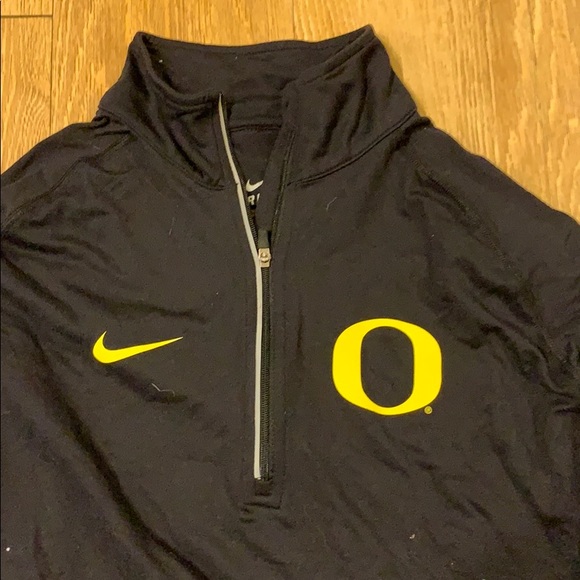 Nike 1/4 Zip Pullover - Picture 3 of 6